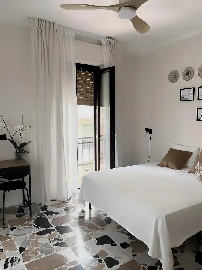 Leonardo Da Vinci Rooms